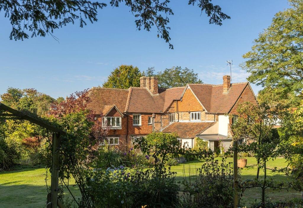House in Kintbury, West Berkshire - View 3
