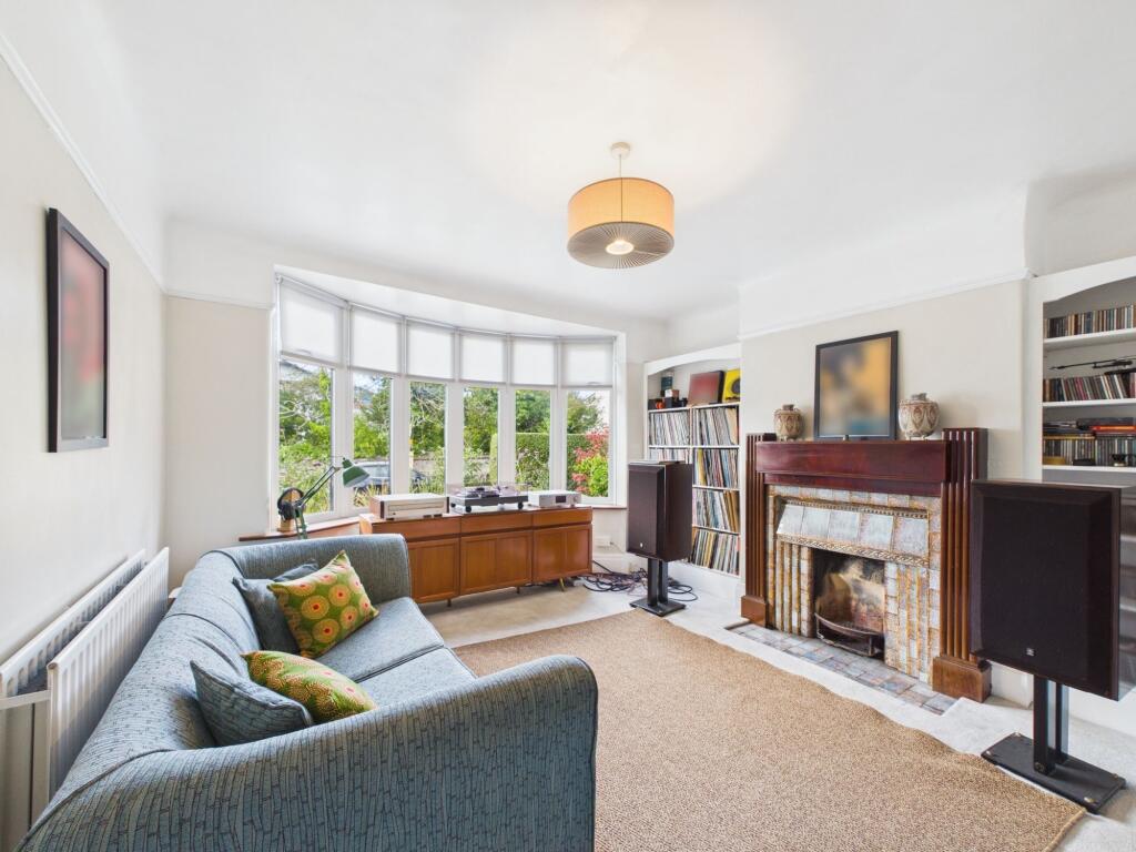 House in Liverpool, Aigburth - More