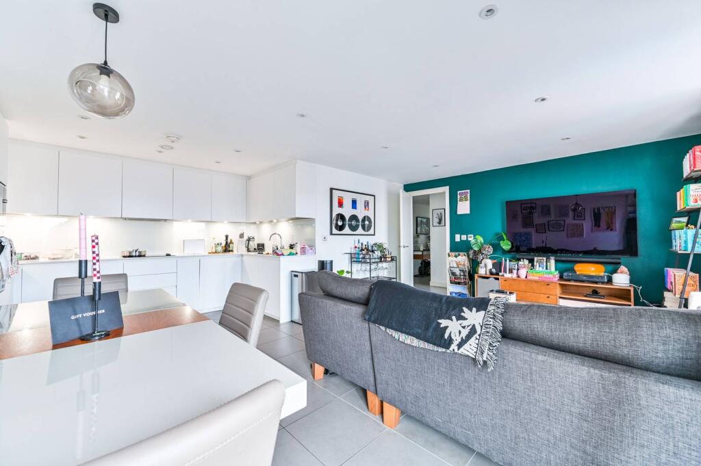 Main image of property: Upper Place, Upper Clapton, London, E5