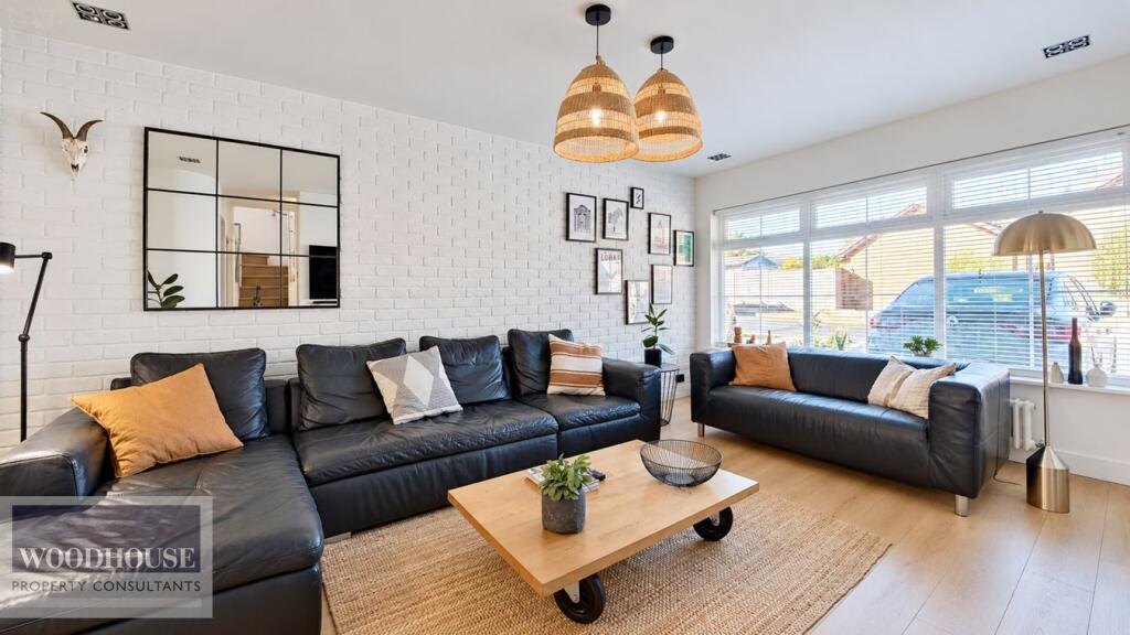 House in Broxbourne, Churchgate - View 4