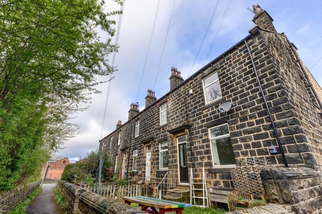 Main image of property: Greenshaw Terrace,Guiseley,Leeds,LS20 ~ ACCESSIBLE to Guiseley train station ~