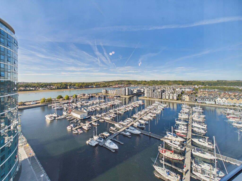Apartment in Rochester - View 5