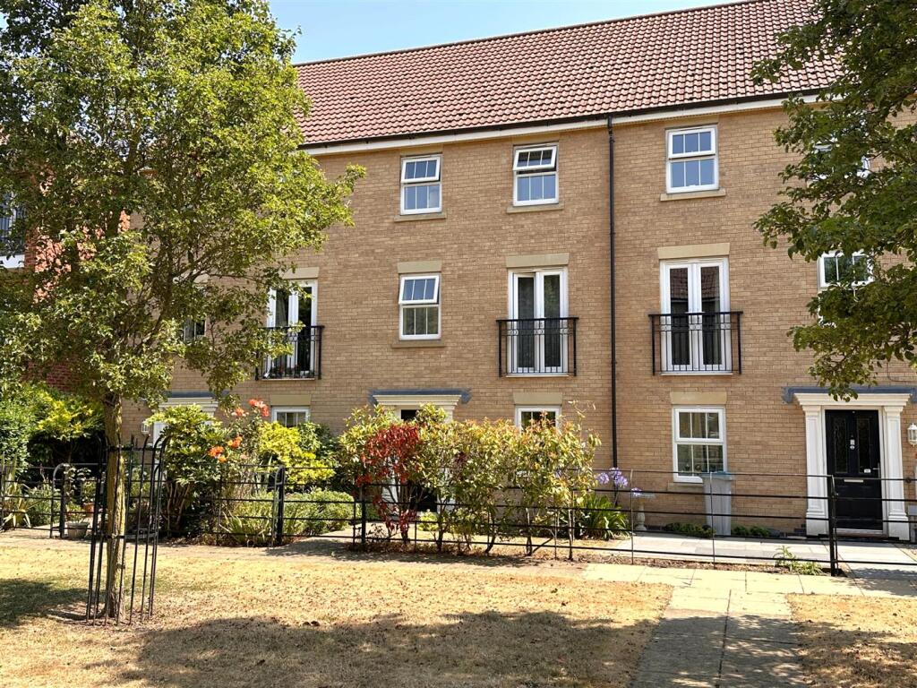 Main image of property: Rubys Walk, Fernwood, Newark