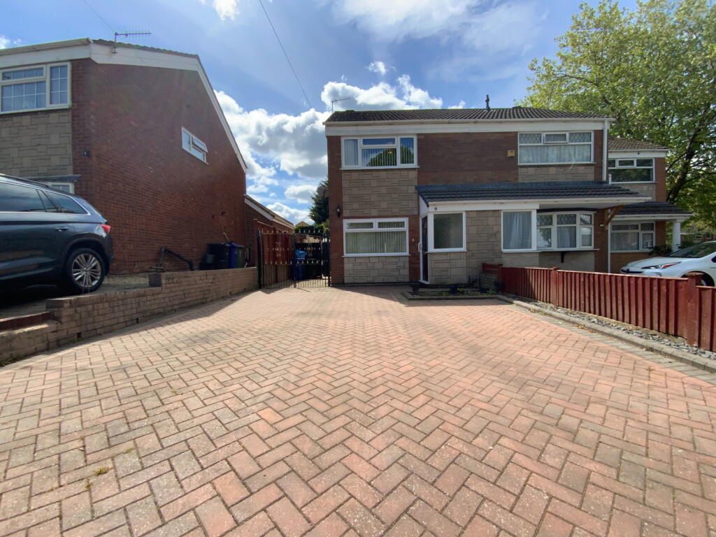 Main image of property: Apperley Way, Halesowen, B63 2PN