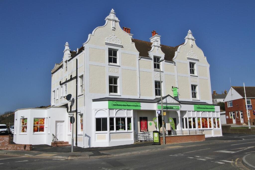Main image of property: Harbourside Inn, 124 Fort Road Newhaven East Sussex