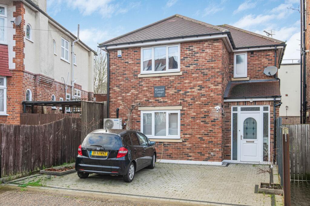 Main image of property: Passmore Gardens, London, N11