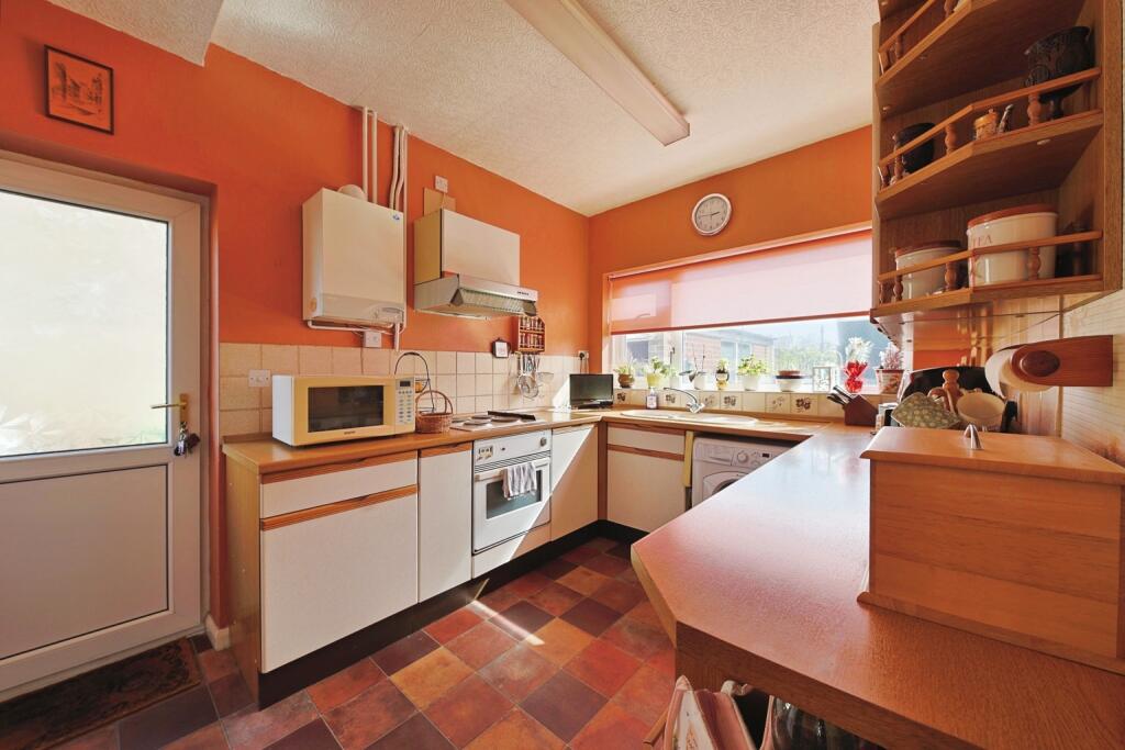 Lawnswood, Hessle,  HU13 0PT photo 2
