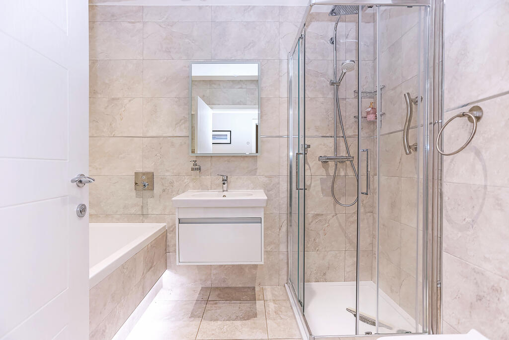 Additional image 18 of Whitegates, 334 Warwick Road, Solihull