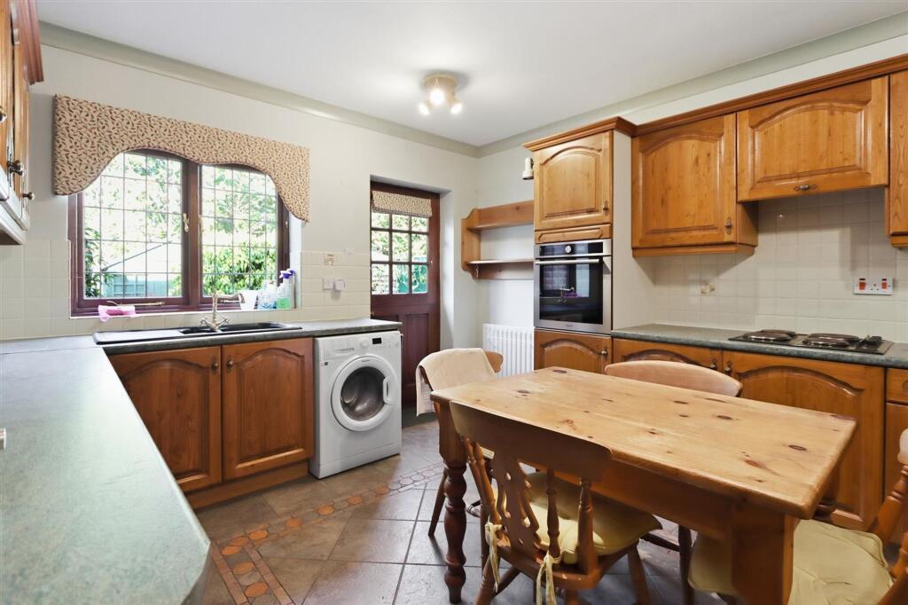 House in Sheffield - View 4