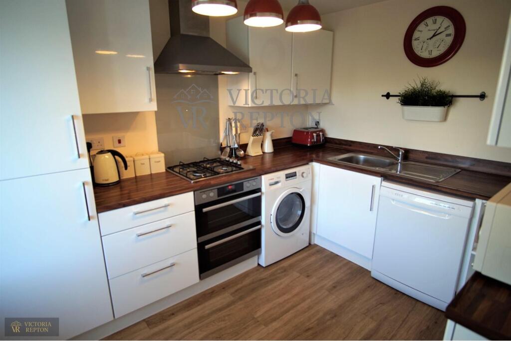 Main image of property: Skinners Croft Patchway BS34