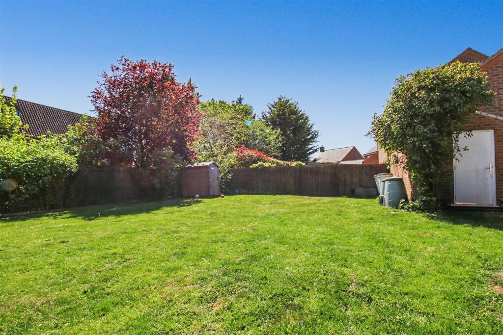 House in Desborough, North Northamptonshire - View 2