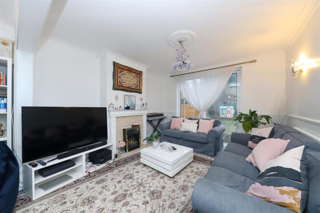 House in Southall - View 2