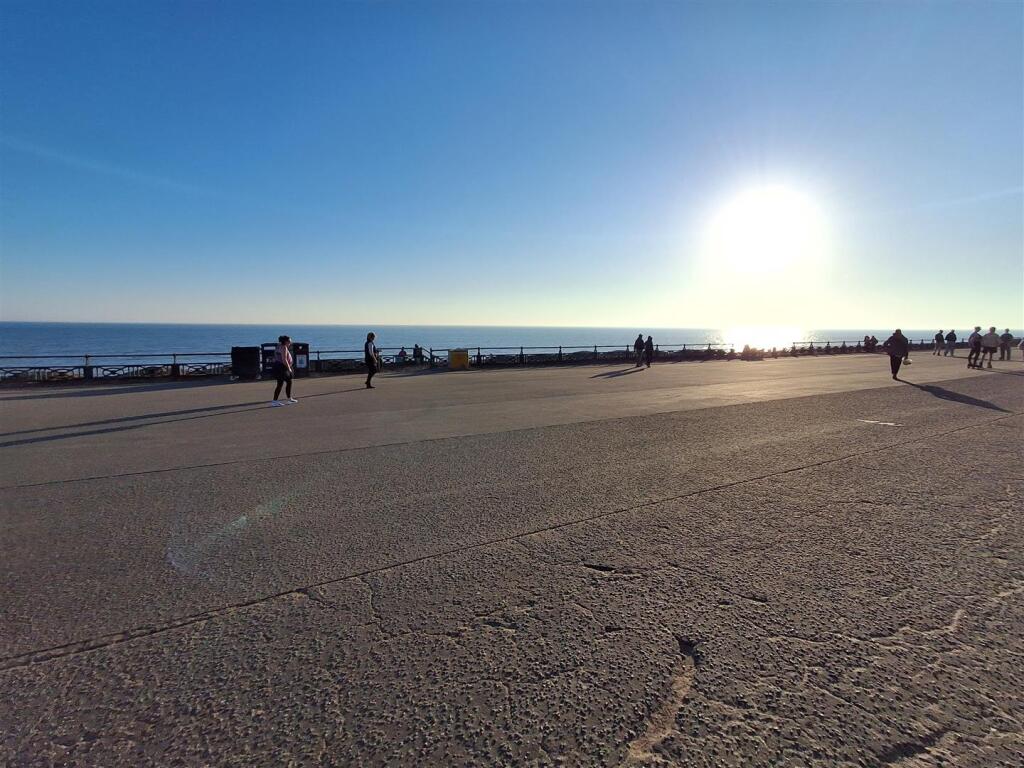 Kings Esplanade, Hove - View 4
