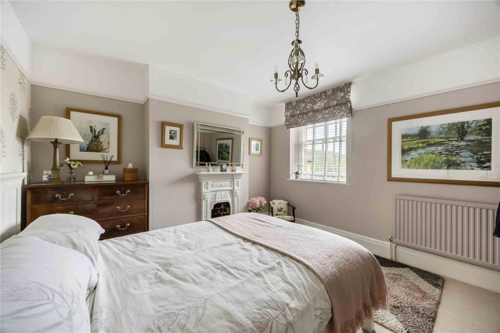 House in Worcester - More