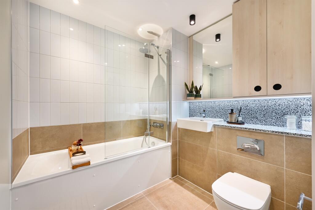 Apartment in London - View 4