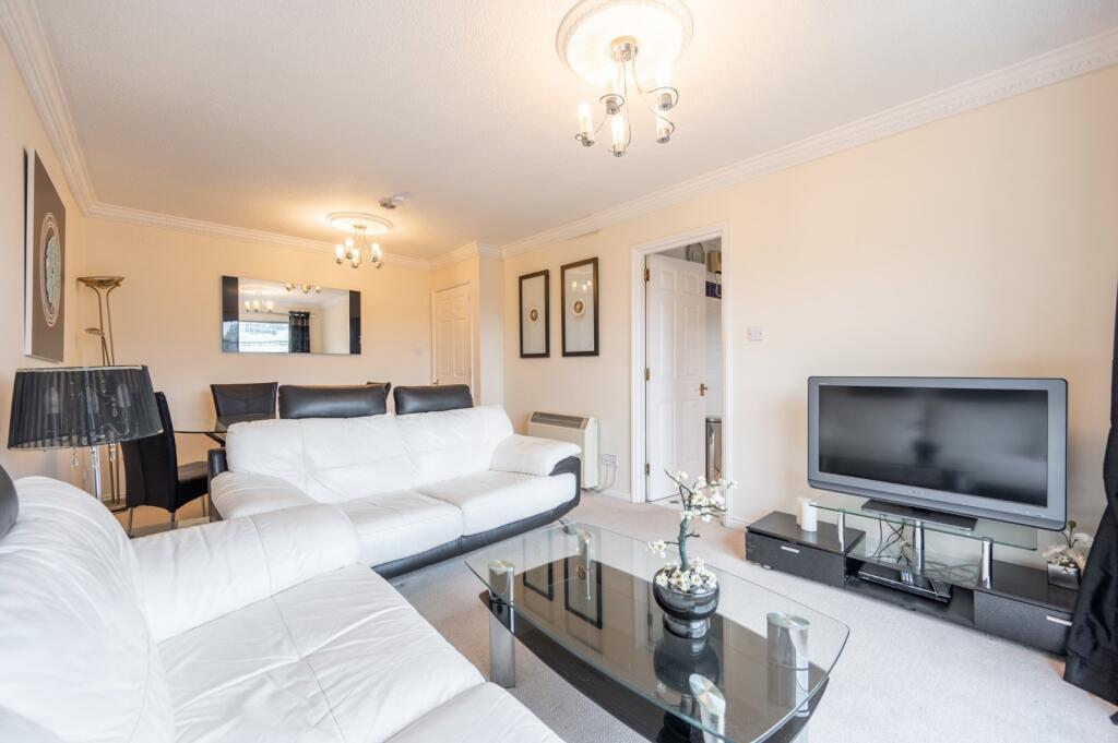 Apartment in Glasgow, The Waterfront, Kingston - View 3