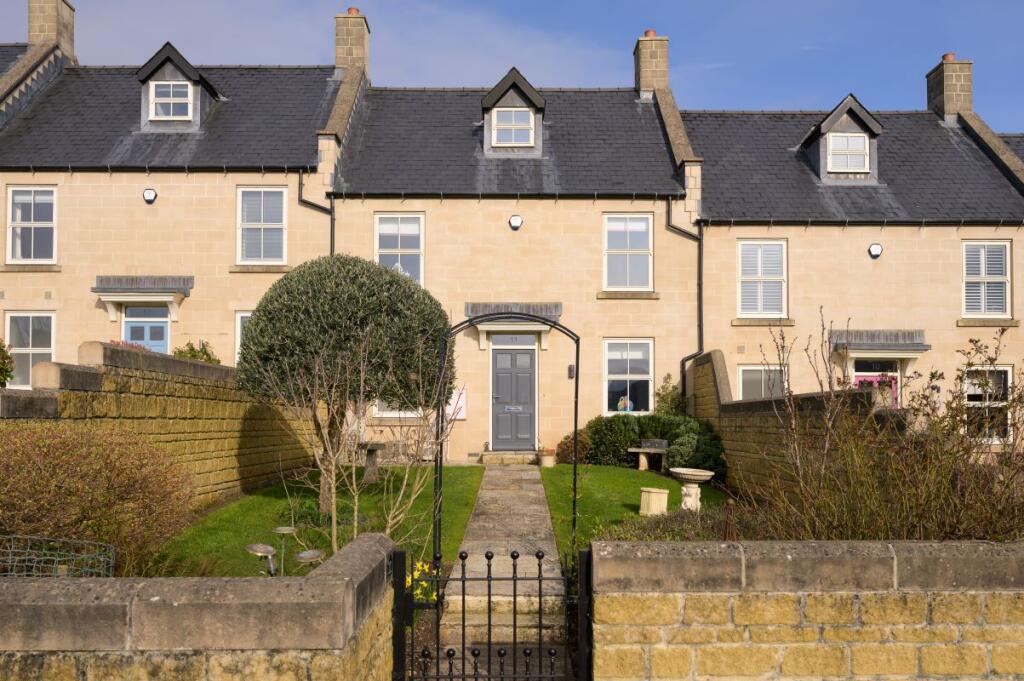 Main image of property: 11 Southbourne Gardens, Bath, Somerset, BA1 6LZ
