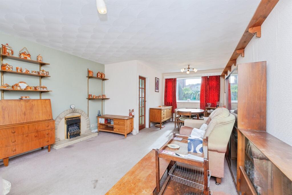 Tennyson Road, HINCKLEY photo 3