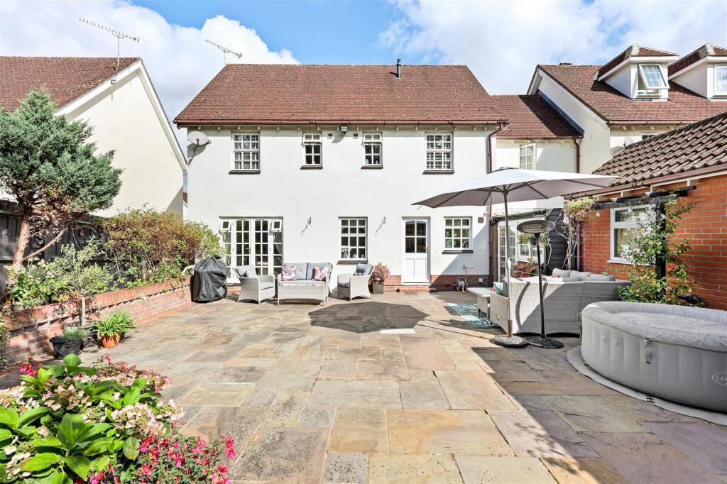 House in Epping Forest, North Weald - View 5