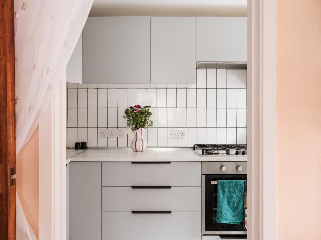Apartment in Bristol, St Anne's
