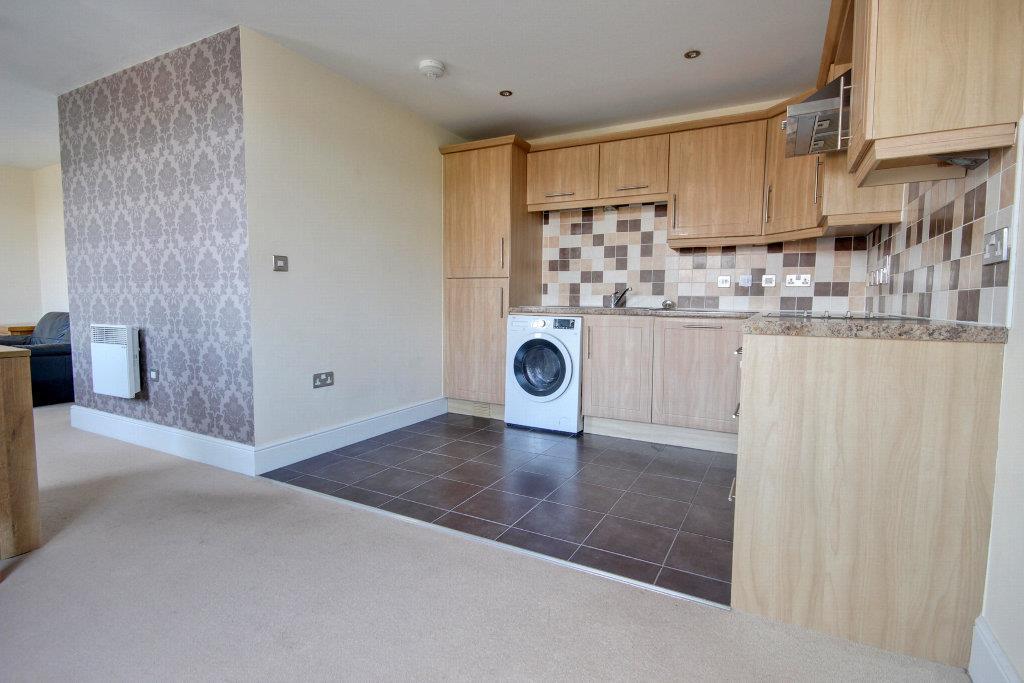 Apartment in Doncaster - View 4