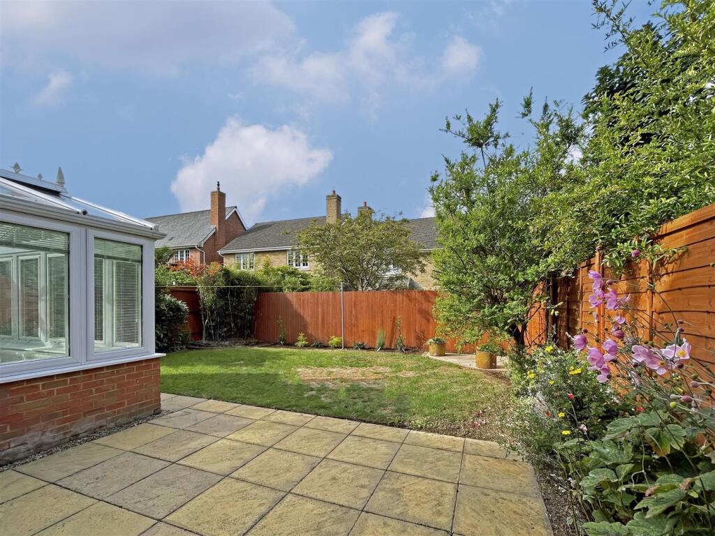House in Peterborough - View 2