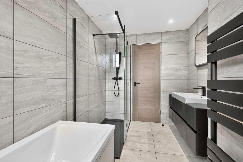 House in Newcastle upon Tyne - View 4