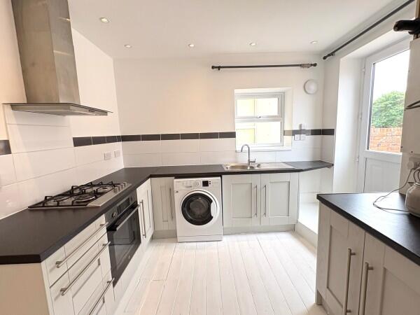 Apartment in Wirral, West Kirby - View 2