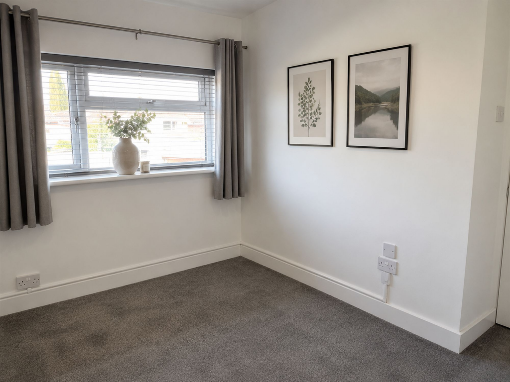 House in Cricklade, Wiltshire - More