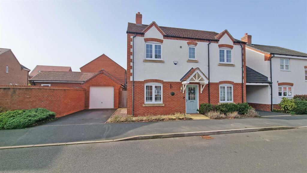 Main image of property: Burnham Road, Wythall