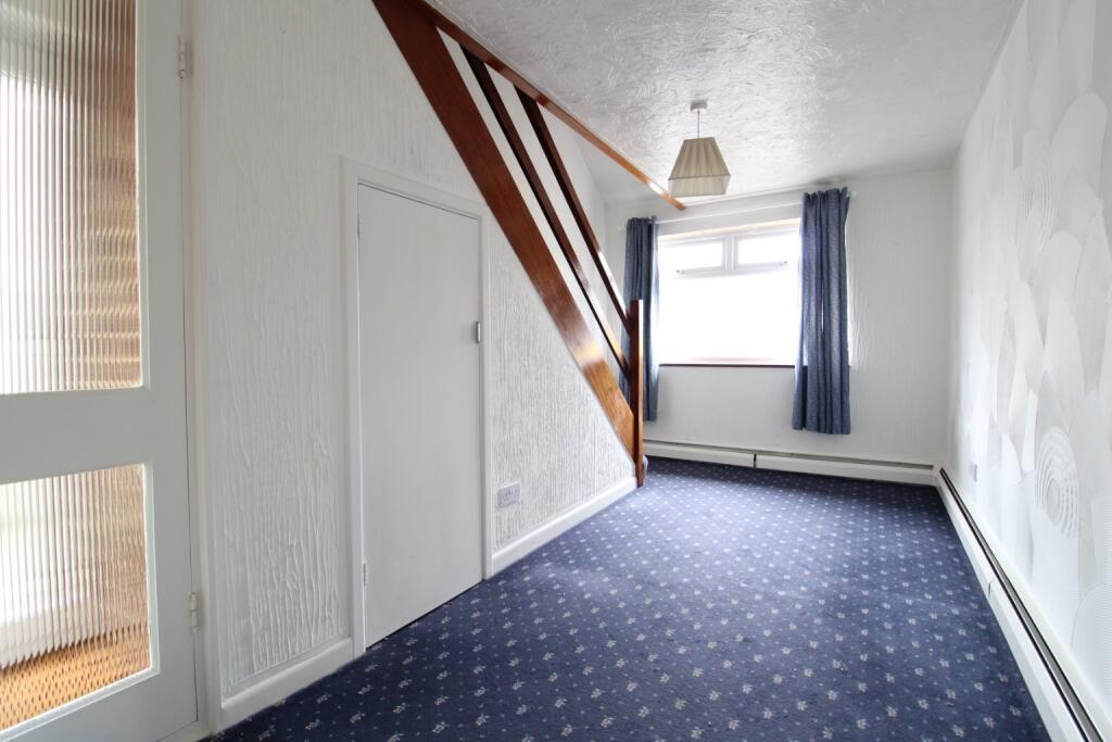 Exmouth Drive, Rayleigh, Essex photo 2