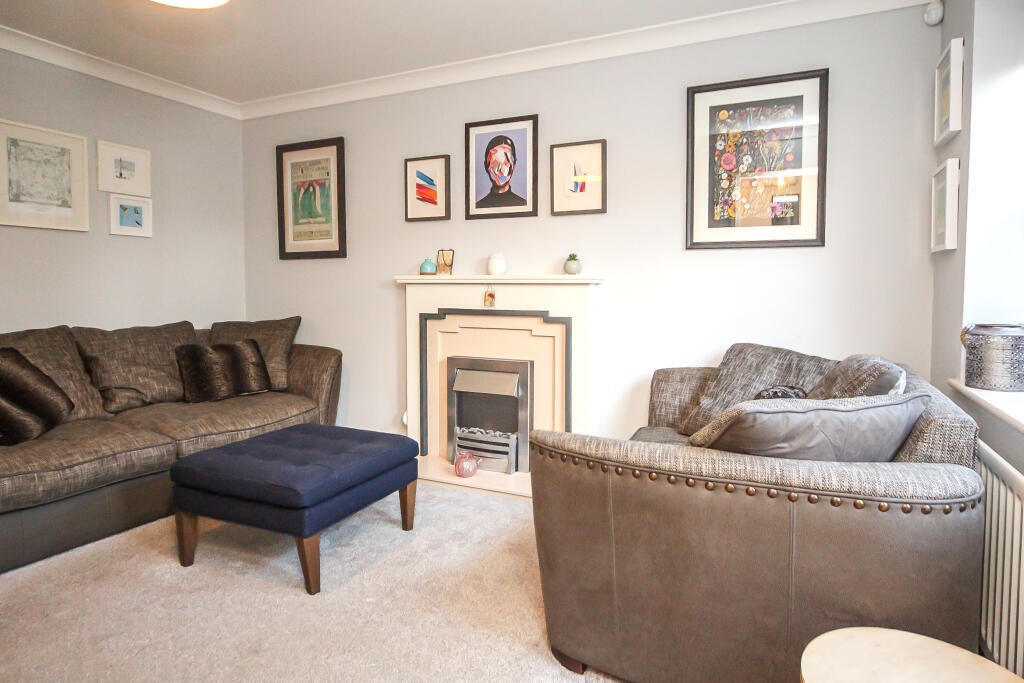 House in Warwick, Whitnash - View 2
