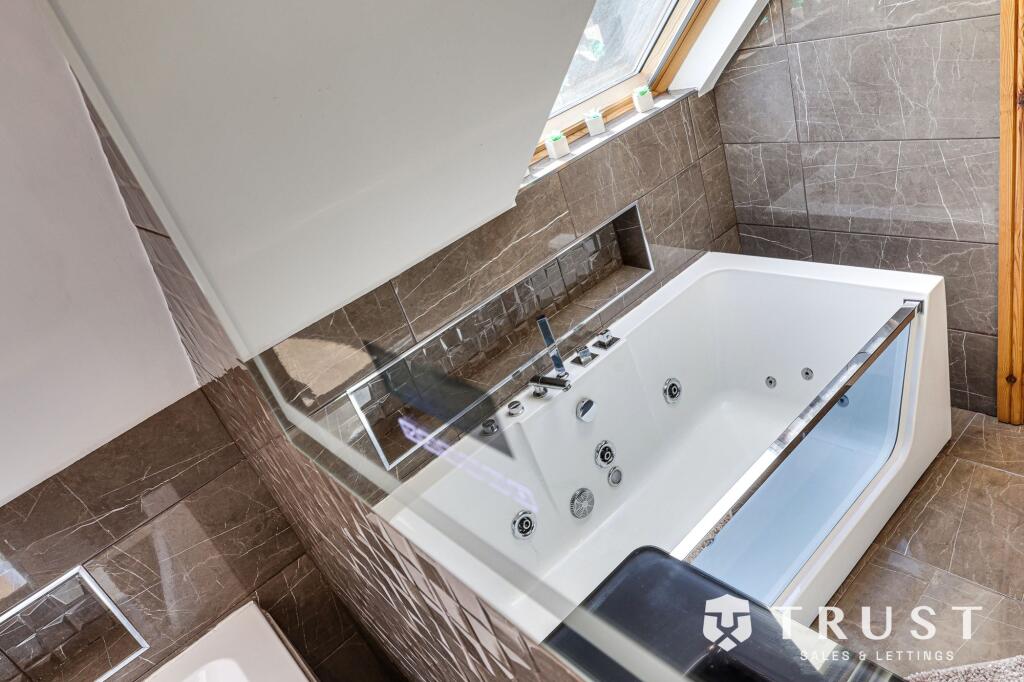 Additional image 21 of Birkenshaw Lane, Birkenshaw, BD11