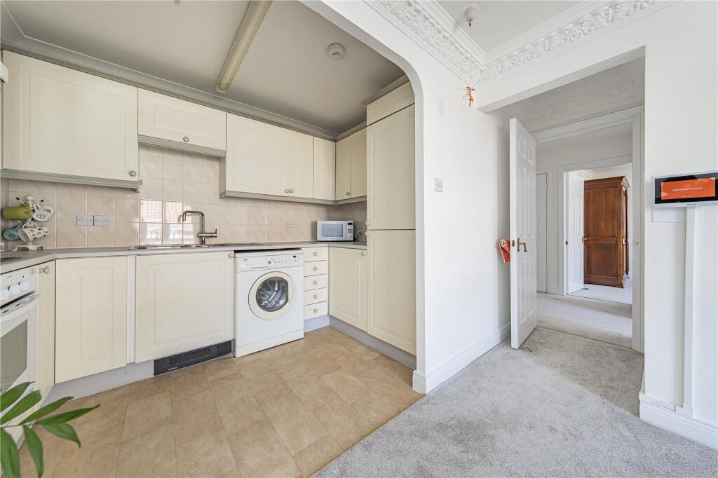 Apartment in Twickenham - View 5
