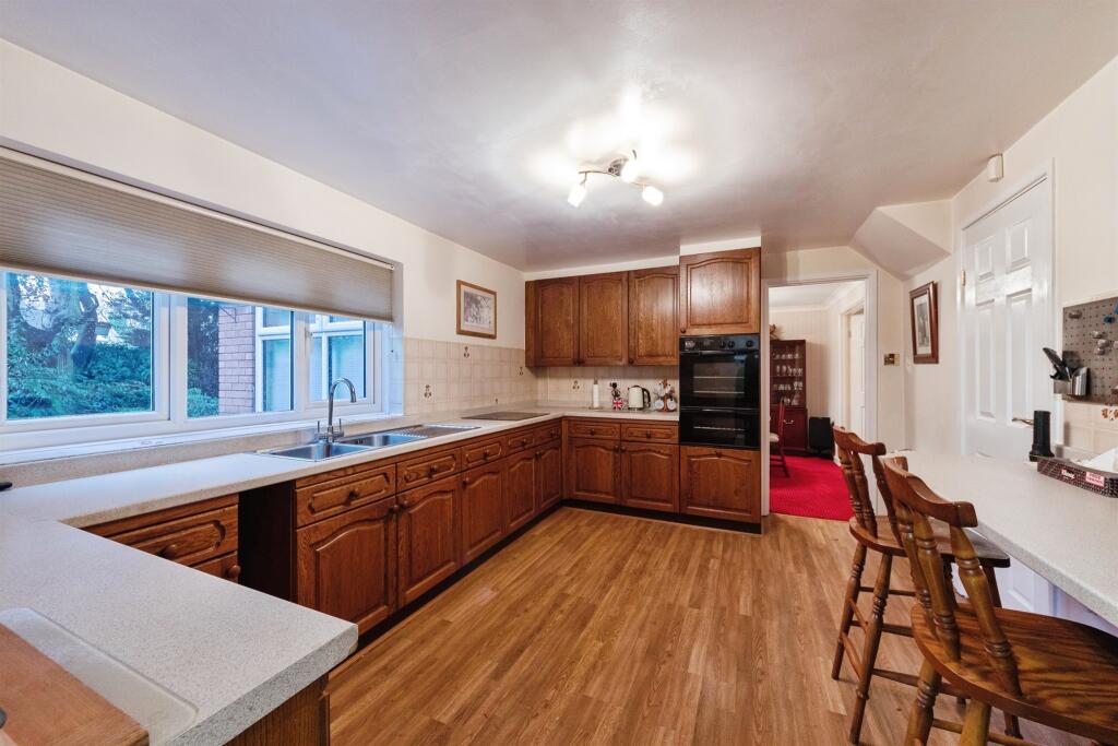 Additional image 5 of Hayfield Gardens, Birmingham