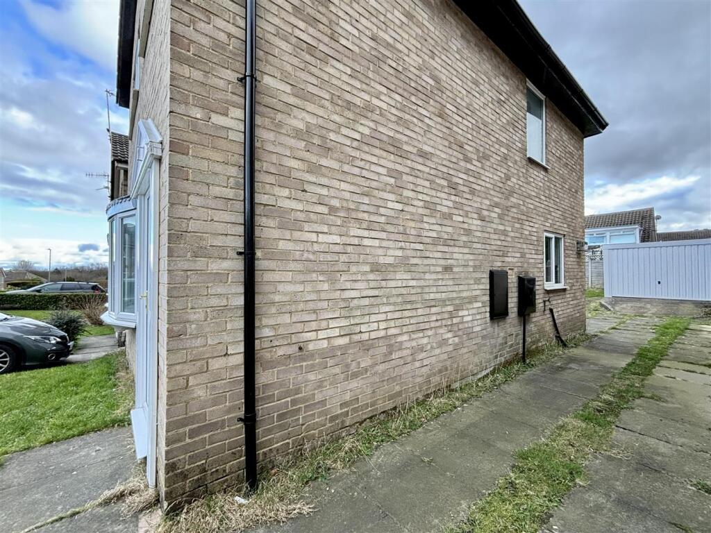 Additional image 14 of Hunters Park Avenue, Clayton, Bradford