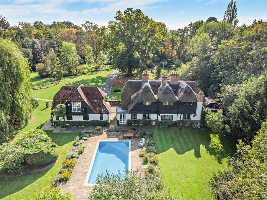 Main image of property: Warfield, Bracknell, Berkshire