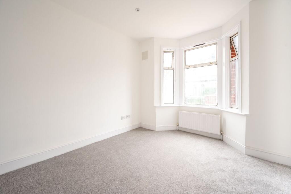 House in London - View 3