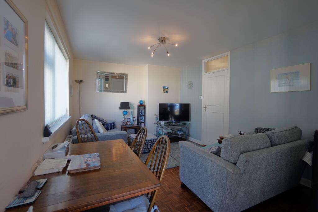 Ferndown, Minnis Road, Birchington, Kent photo 4