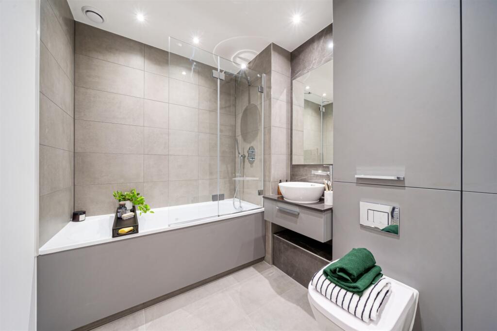 Apartment in London - View 4