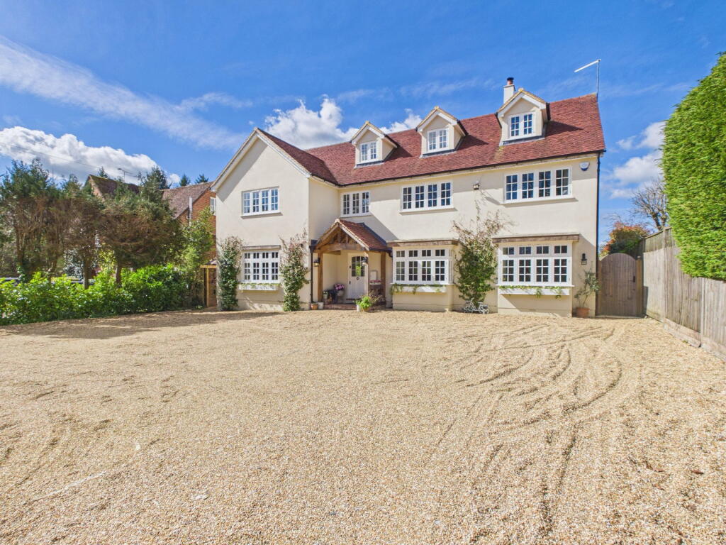 Main image of property: Kerves Lane, Horsham, RH13 6ET