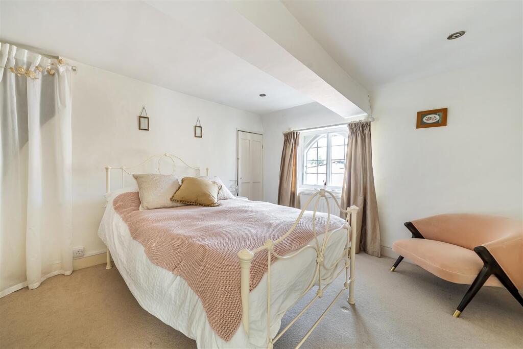 House in Child Okeford, Dorset - More