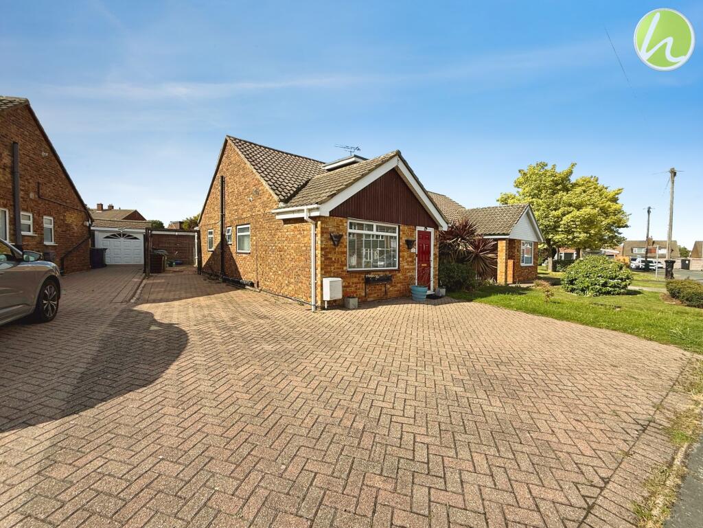 Main image of property: Andersons, Stanford-Le-Hope, SS17
