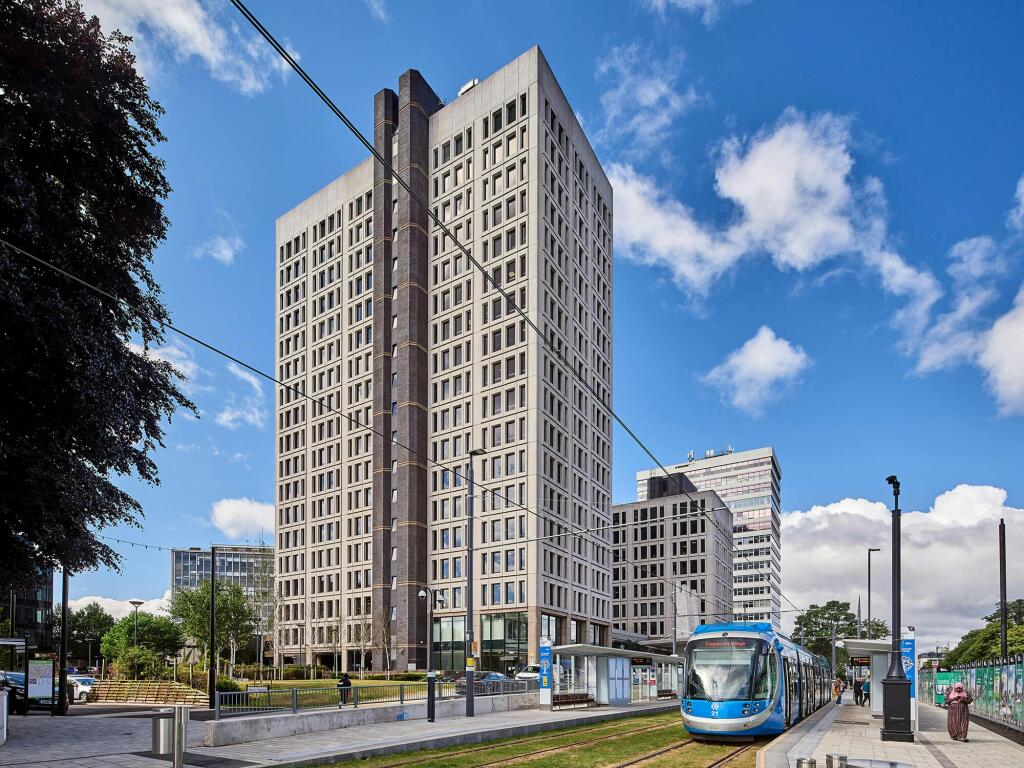 TRAM EXTERNALS_DSC_2265_220714_BAR_54 HAGLEY RD_WEB.jpg