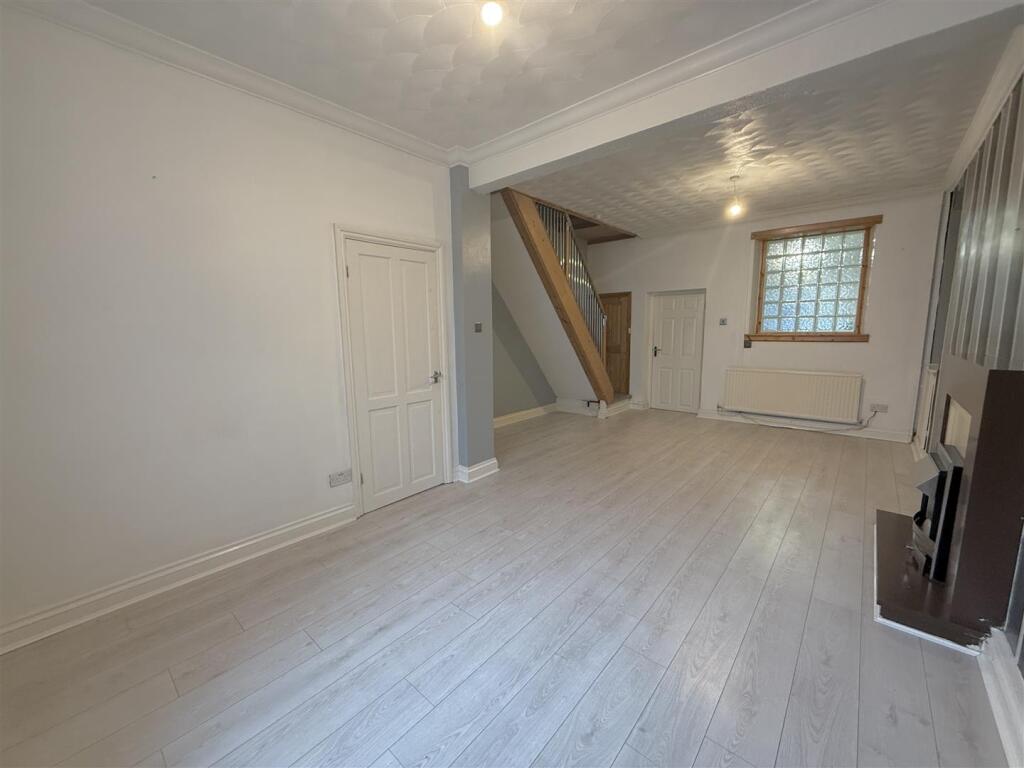 Pembroke Street, Aberdare photo 3