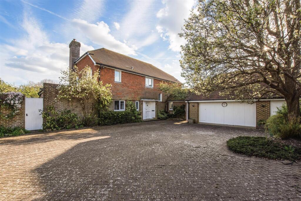 Main image of property: Midhurst Road, Lavant