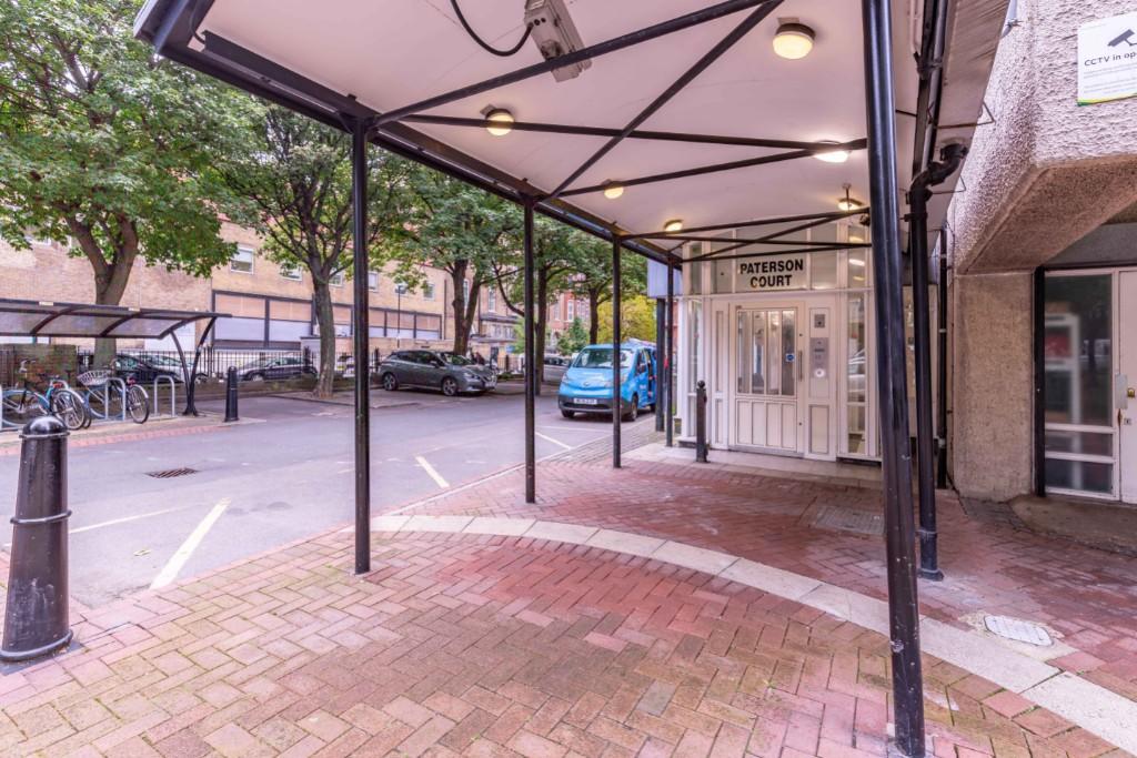 2 bedroom maisonette for rent
