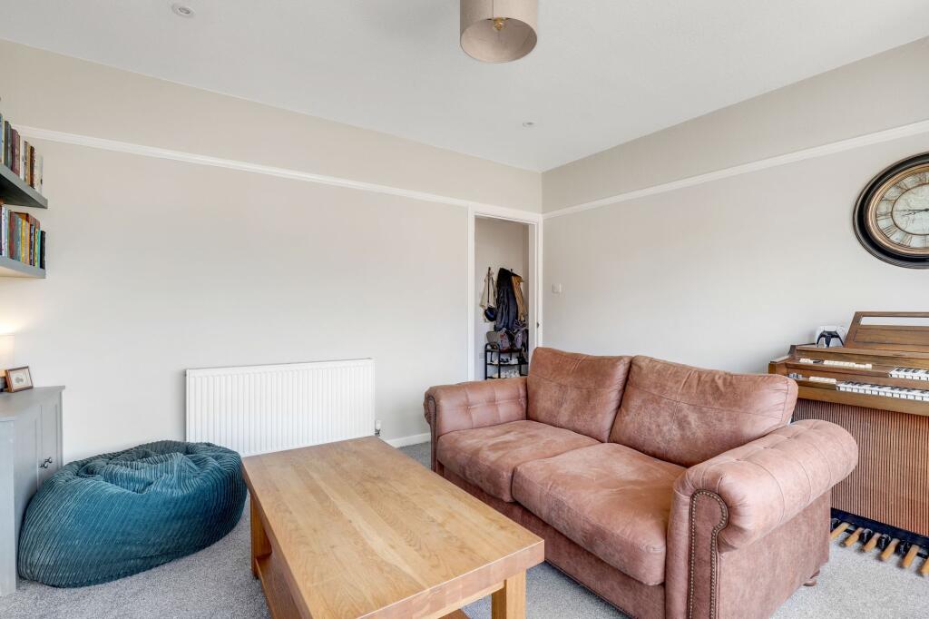 House in Nottingham, Gedling - View 5
