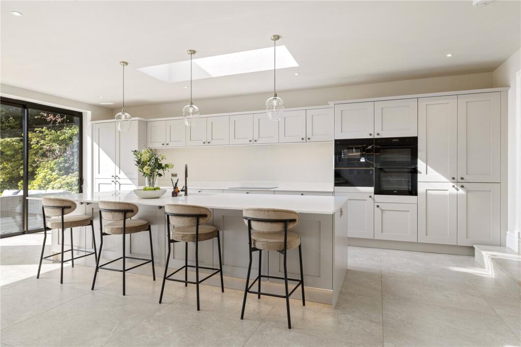 House in Kingston upon Thames - View 5