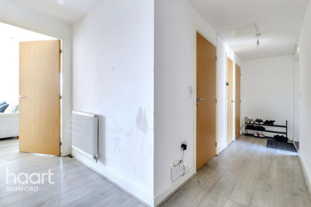 Main image of property: Maxwell Road, Romford, RM7 0FH